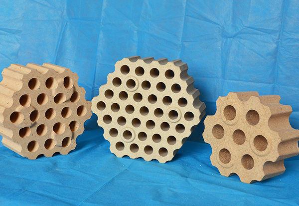 Low creep brick for hot blast stove